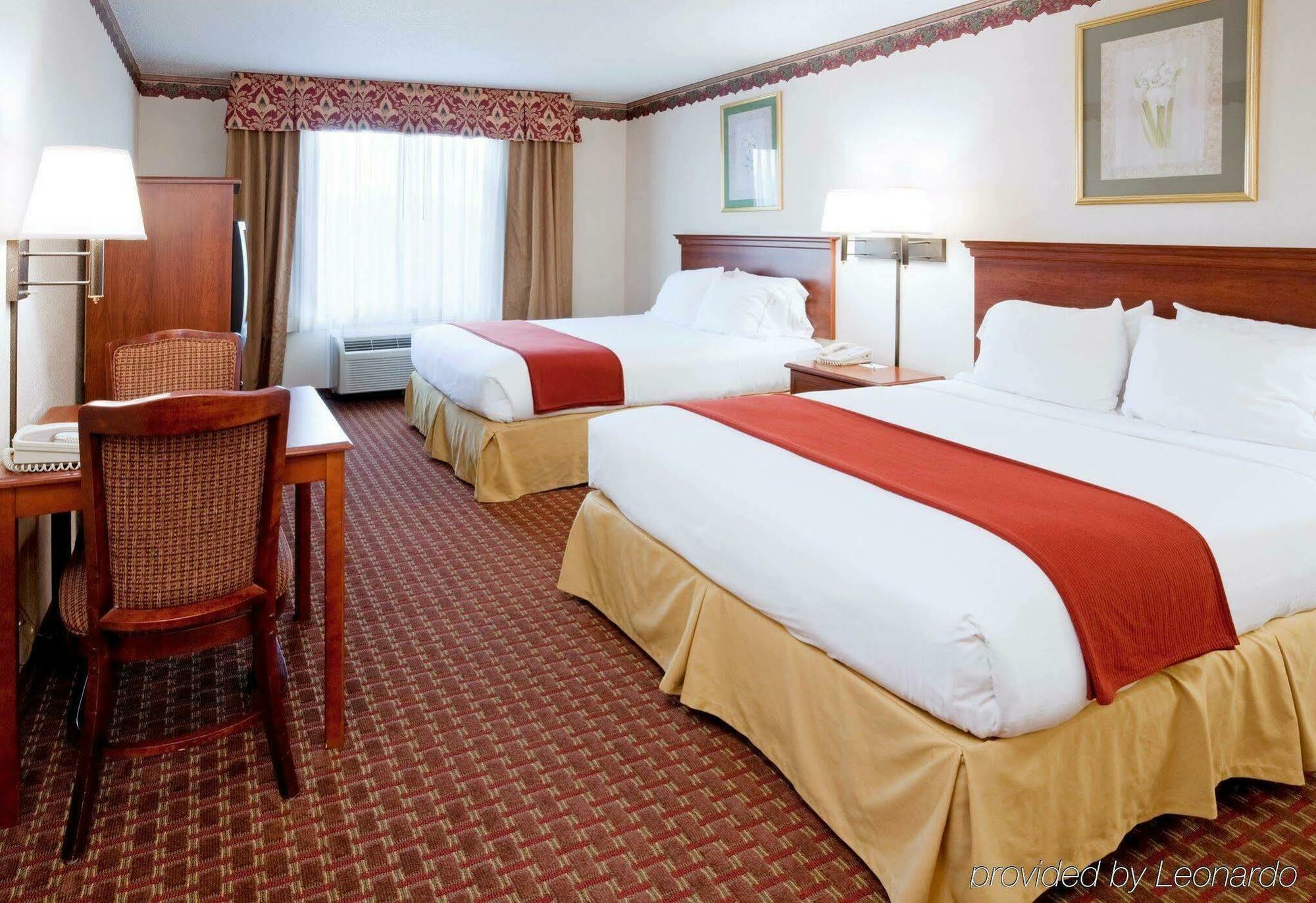 Holiday Inn Express Hillsville By Ihg Exteriér fotografie