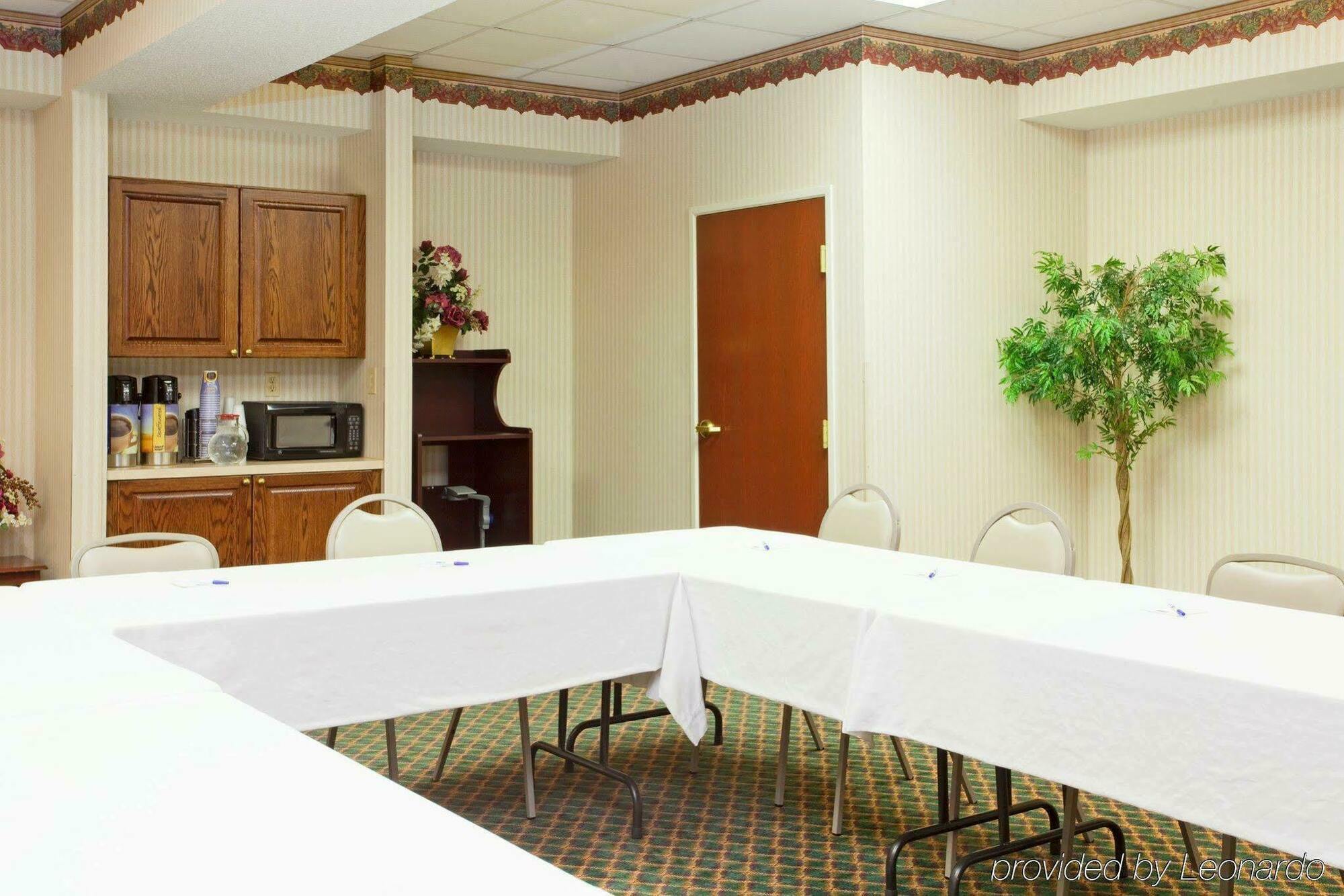 Holiday Inn Express Hillsville By Ihg Exteriér fotografie
