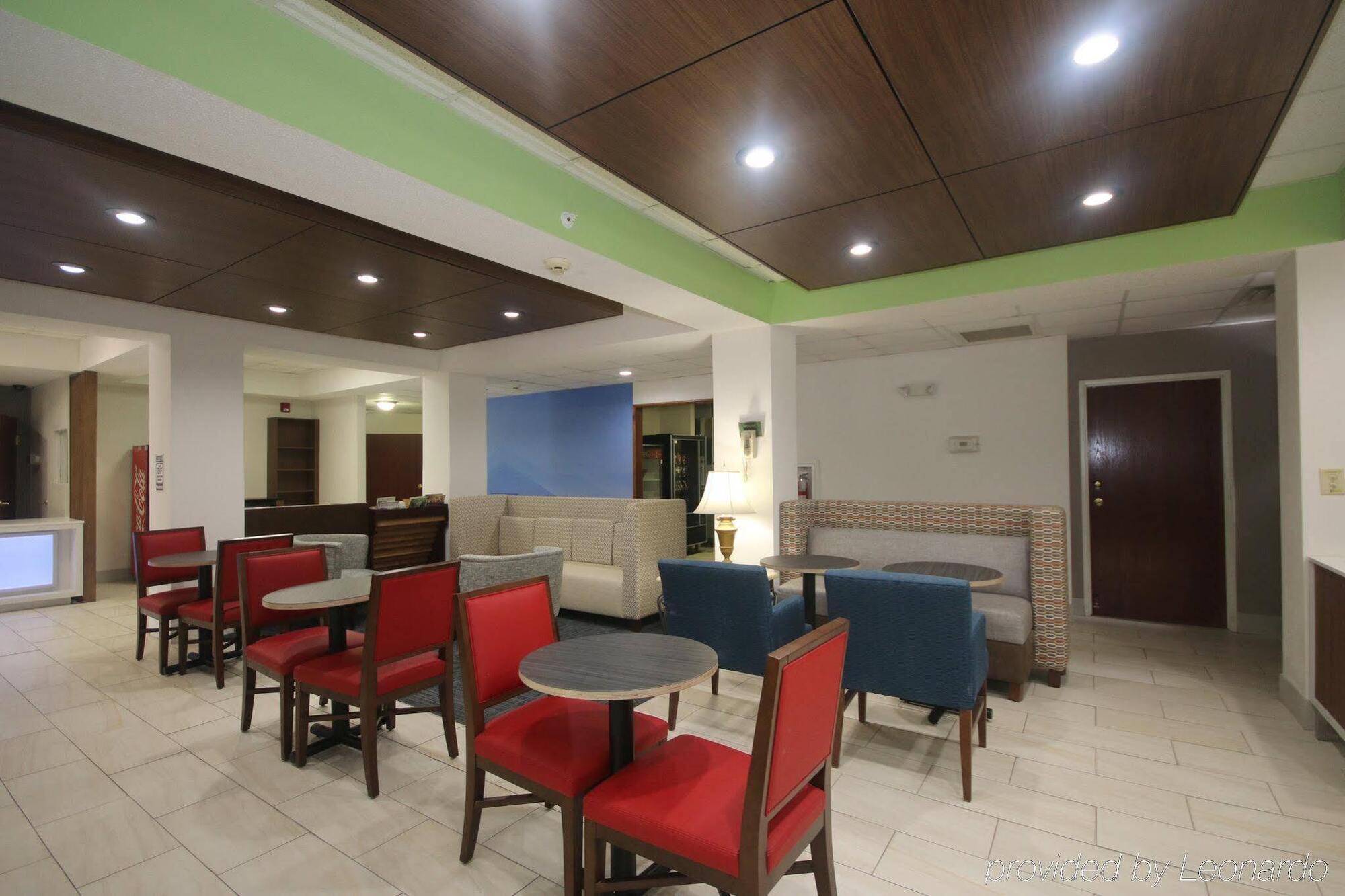 Holiday Inn Express Hillsville By Ihg Exteriér fotografie